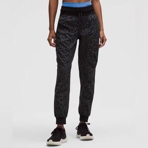 Lululemon Dance Studio Mid rise joggers Size 6